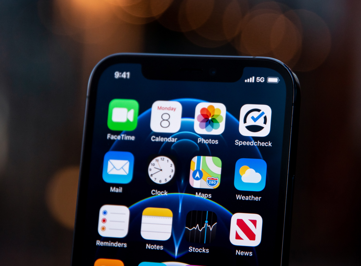南开乡苹果手机维修分享为什么 iPhone 12 在冬季会自动关机 